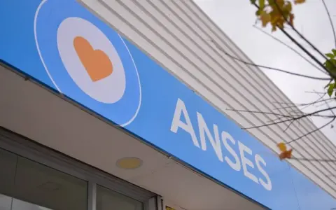 Aumento de haberes y asignaciones de Anses para agosto de 2026