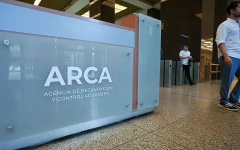 Controversia en la ARCA por Ascensos a Dedo: Implicaciones para el Sector Público