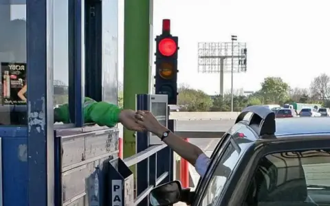 Impacto económico de los peajes en el transporte y precios de productos