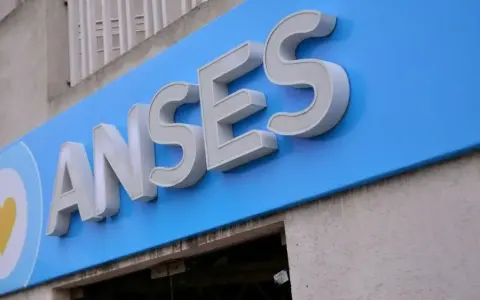 Impacto del paro nacional en el calendario de pagos de ANSES